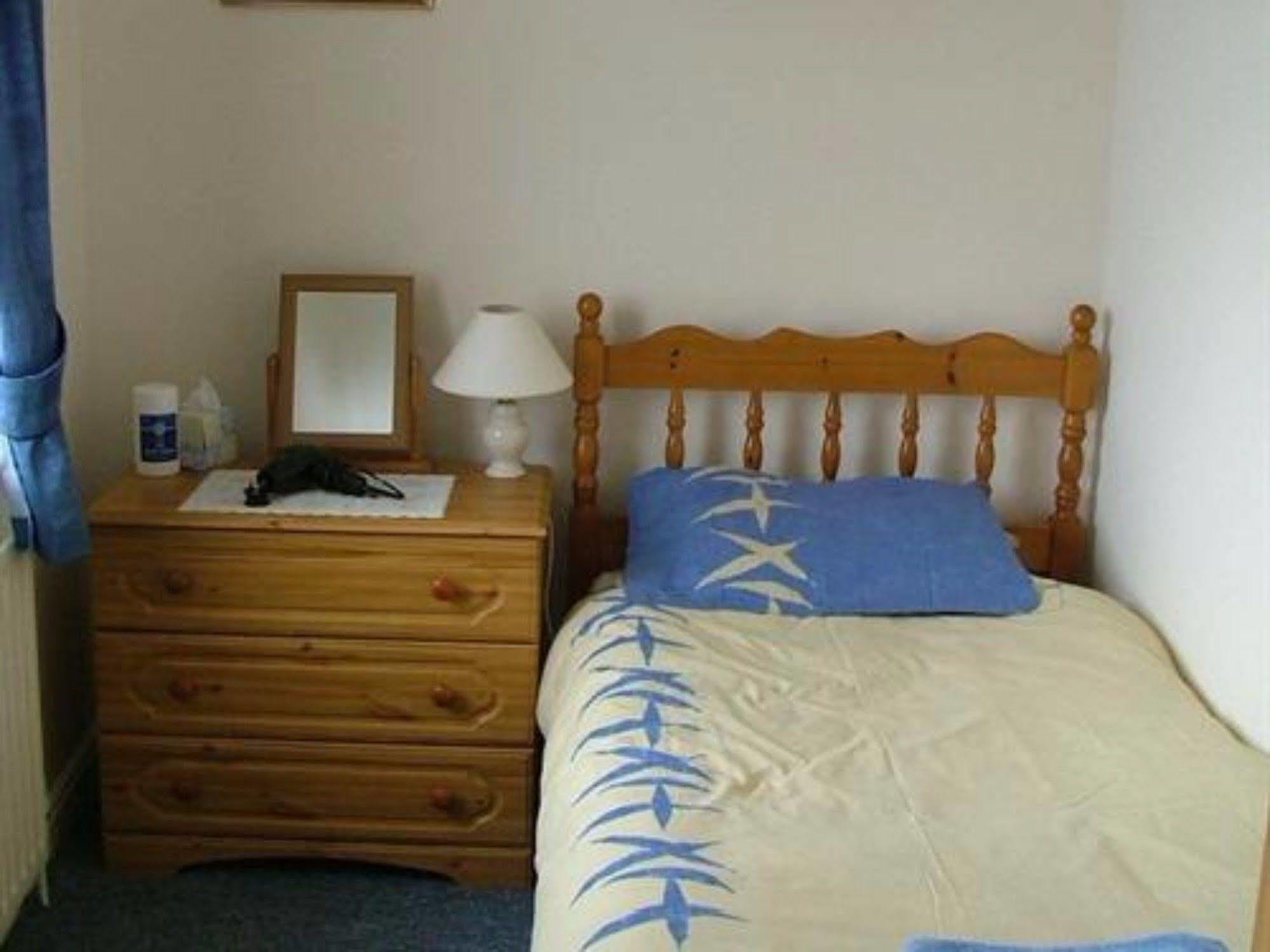 West View Farm Hotel Лаут Екстериор снимка