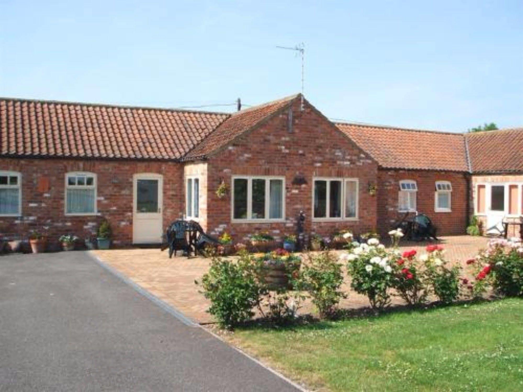 West View Farm Hotel Лаут Екстериор снимка